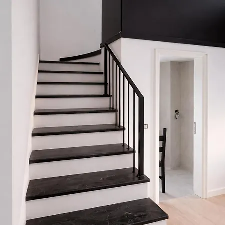Duplex * Tirana